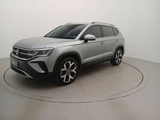 VOLKSWAGEN TAOS 1.4 250 TSI TOTAL FLEX HIGHLINE AUTOMÁTICO